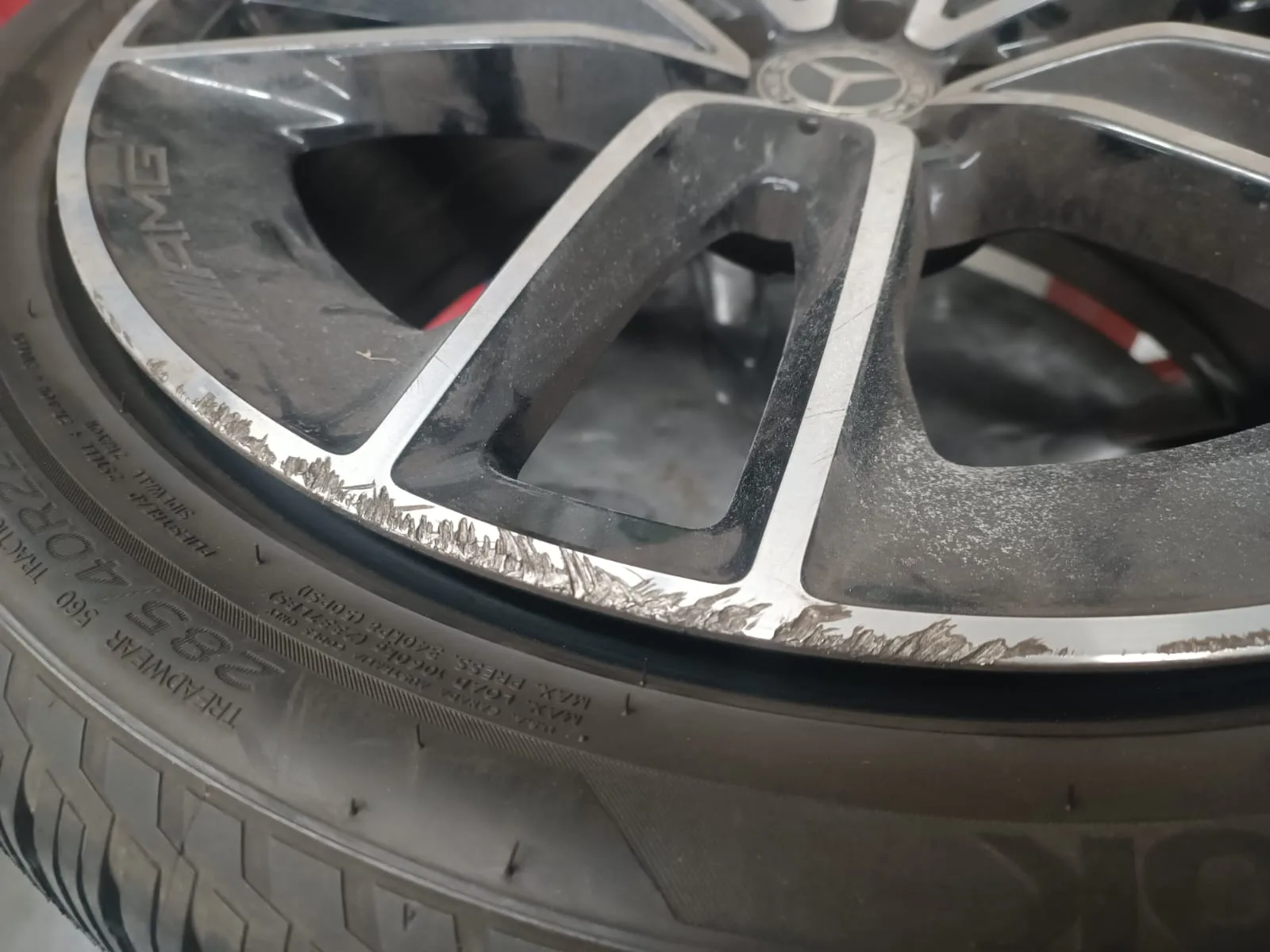 AMG Bordsteinschaden